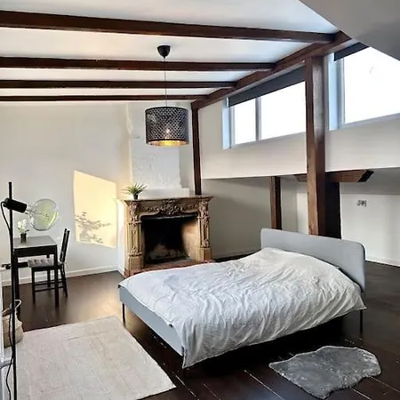 Historic Charm Your Old Town Retreat Lejlighed Riga