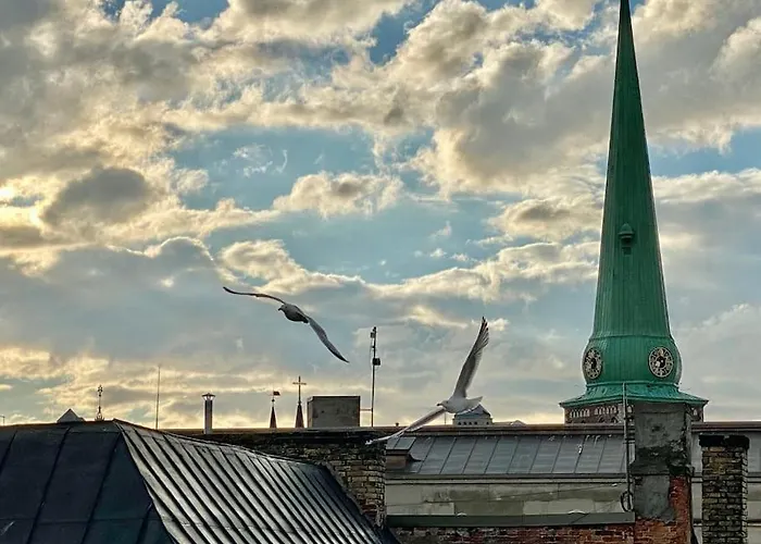 דירה Historic Charm Your Old Town Retreat ריגה